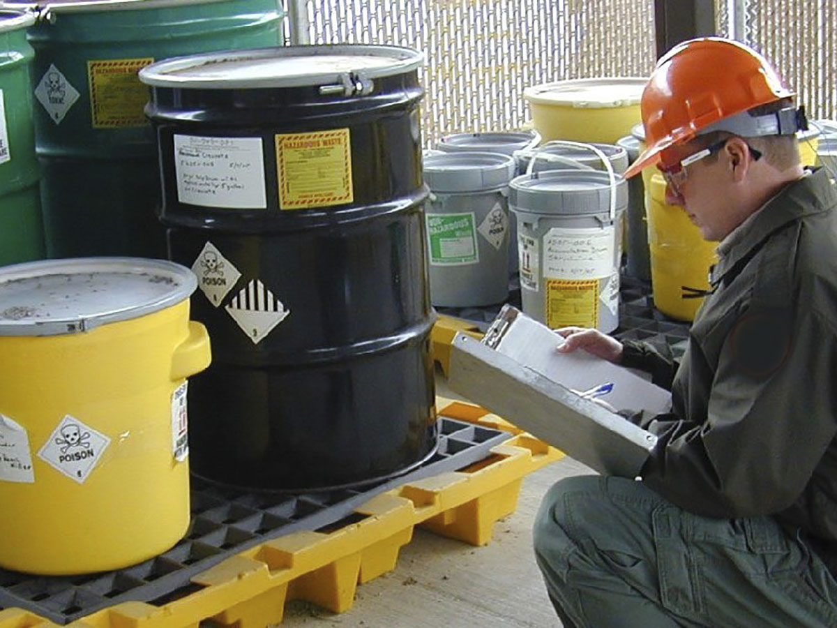 Cómo calcular el coste real de gestión de residuos peligrosos en tu empresa