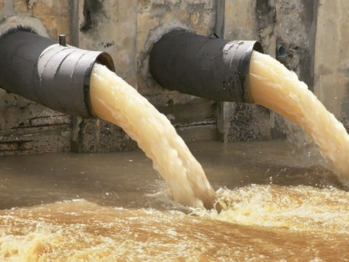 Hidrocarburos en aguas residuales separadores y tratamiento especializado
