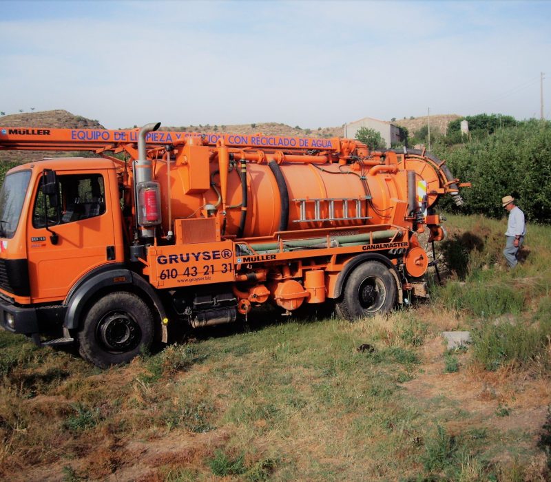 Transporte de agua Gruyser